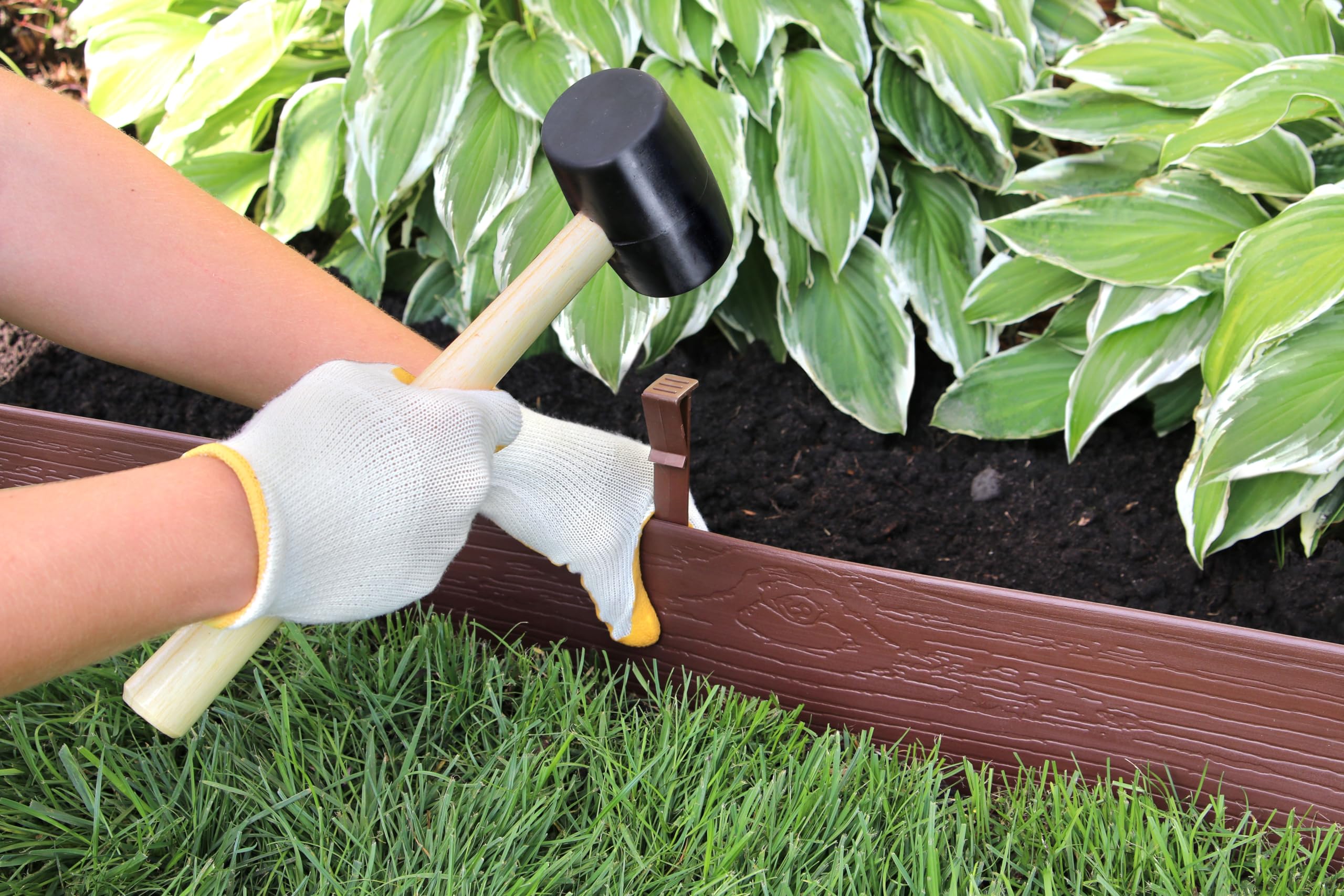 Master Mark edging made in USA from recycled plastic.
