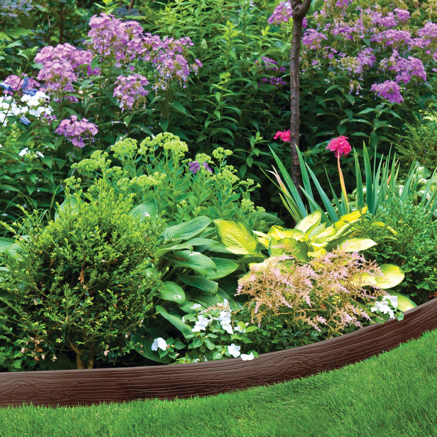 Master Mark HDPE edging withstands weather and seasons.