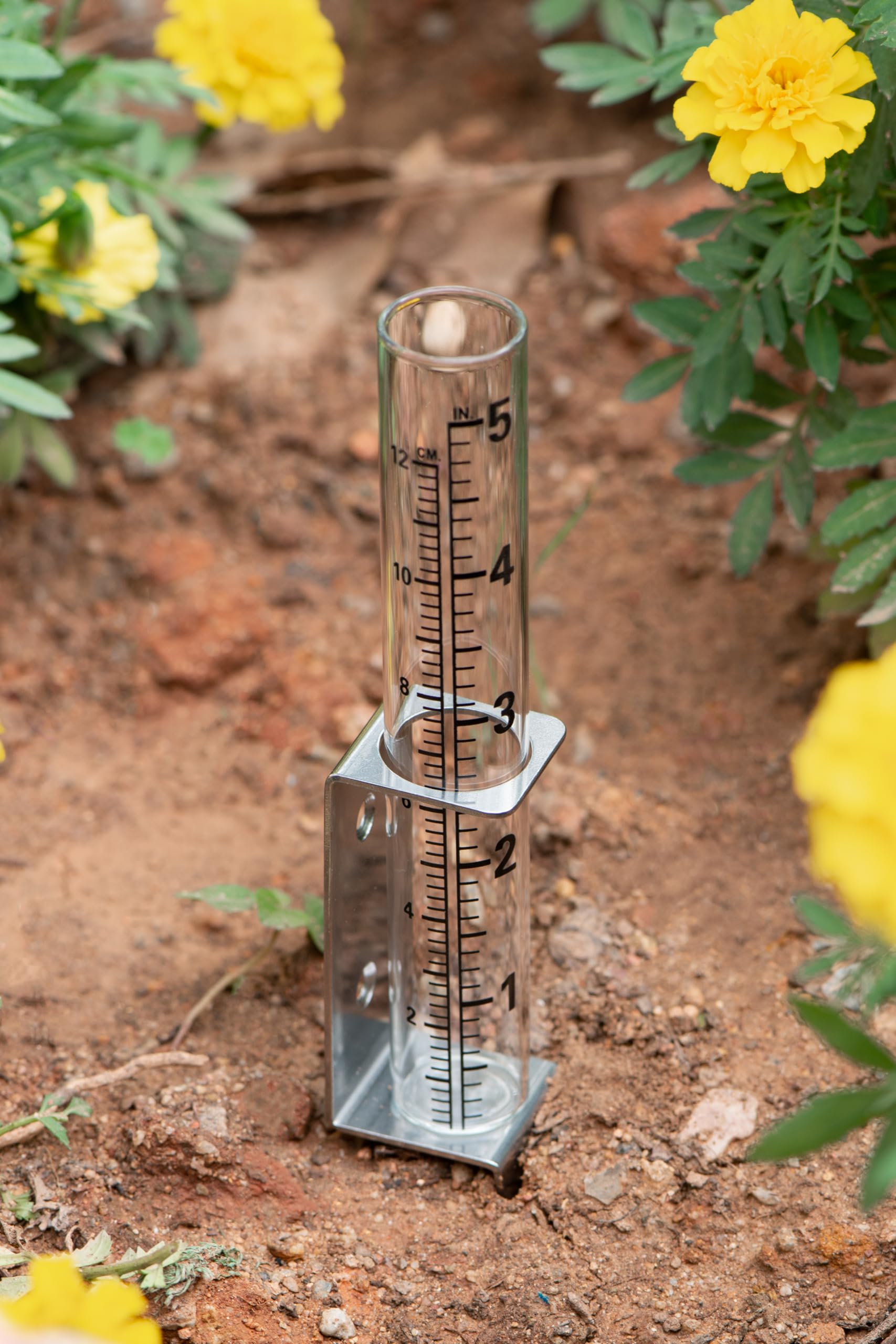 Durable glass construction of Mateda 5-inch tubes for outdoor use