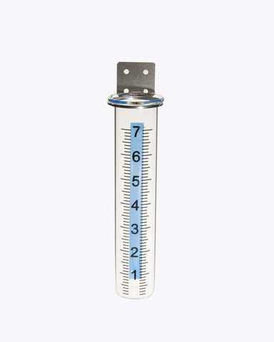 Mateda rain gauge with compact 2.25 x 2.25 x 8.27 inch dimensions