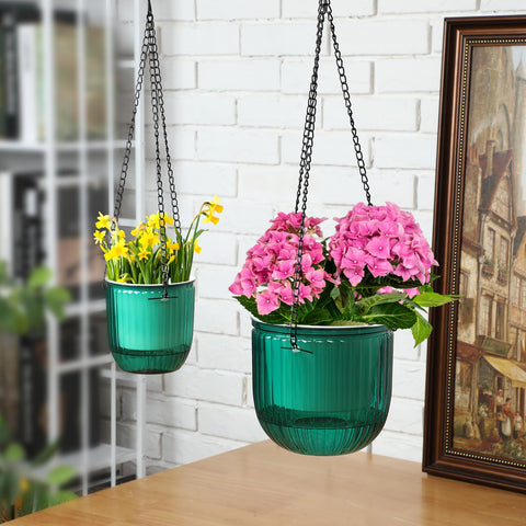 Maxcheck detachable hanging-chain hooks enable quick installation.