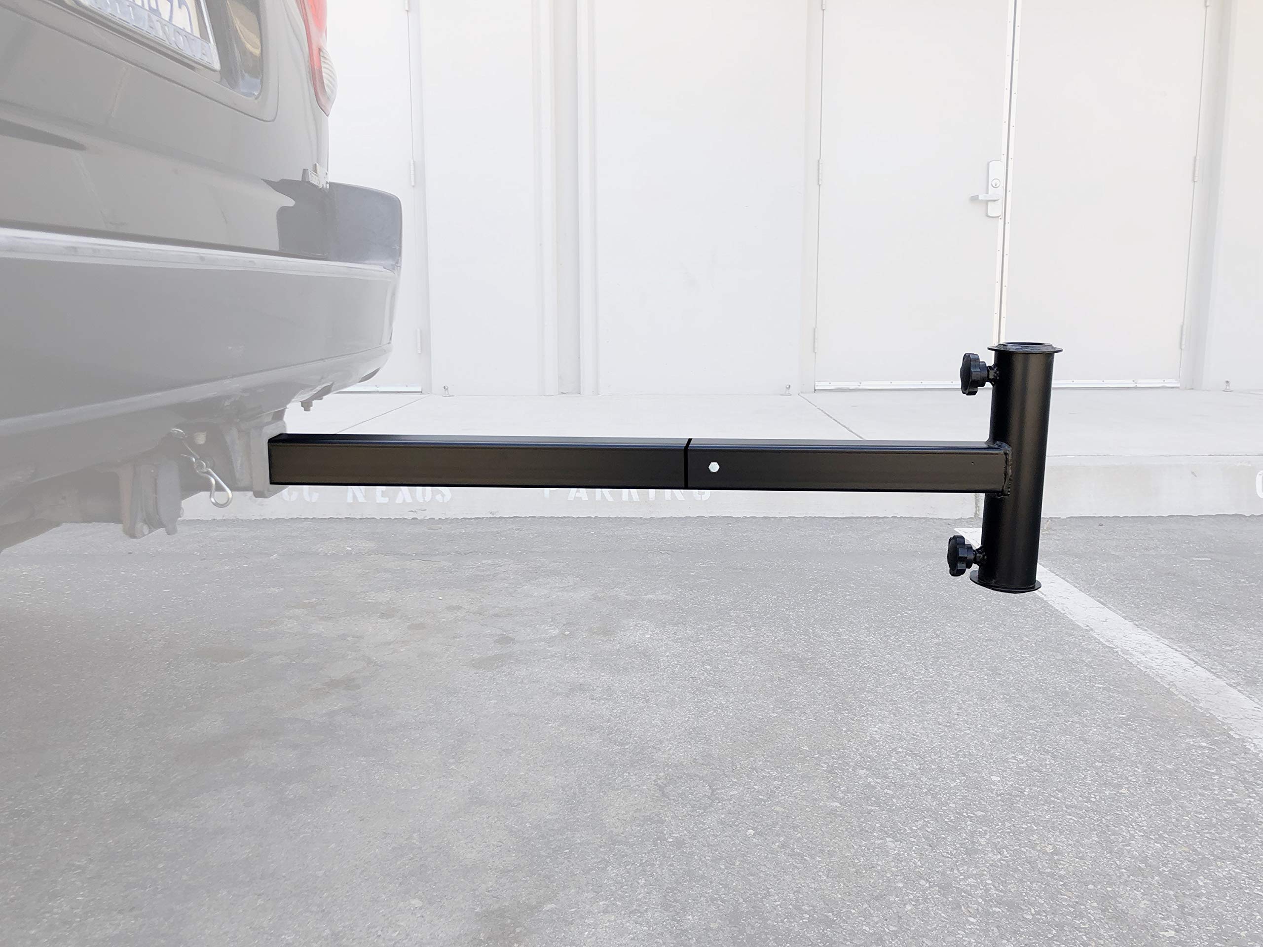 MAXXHAUL umbrella holder in a 2-inch receiver demonstrates quick compatibility.