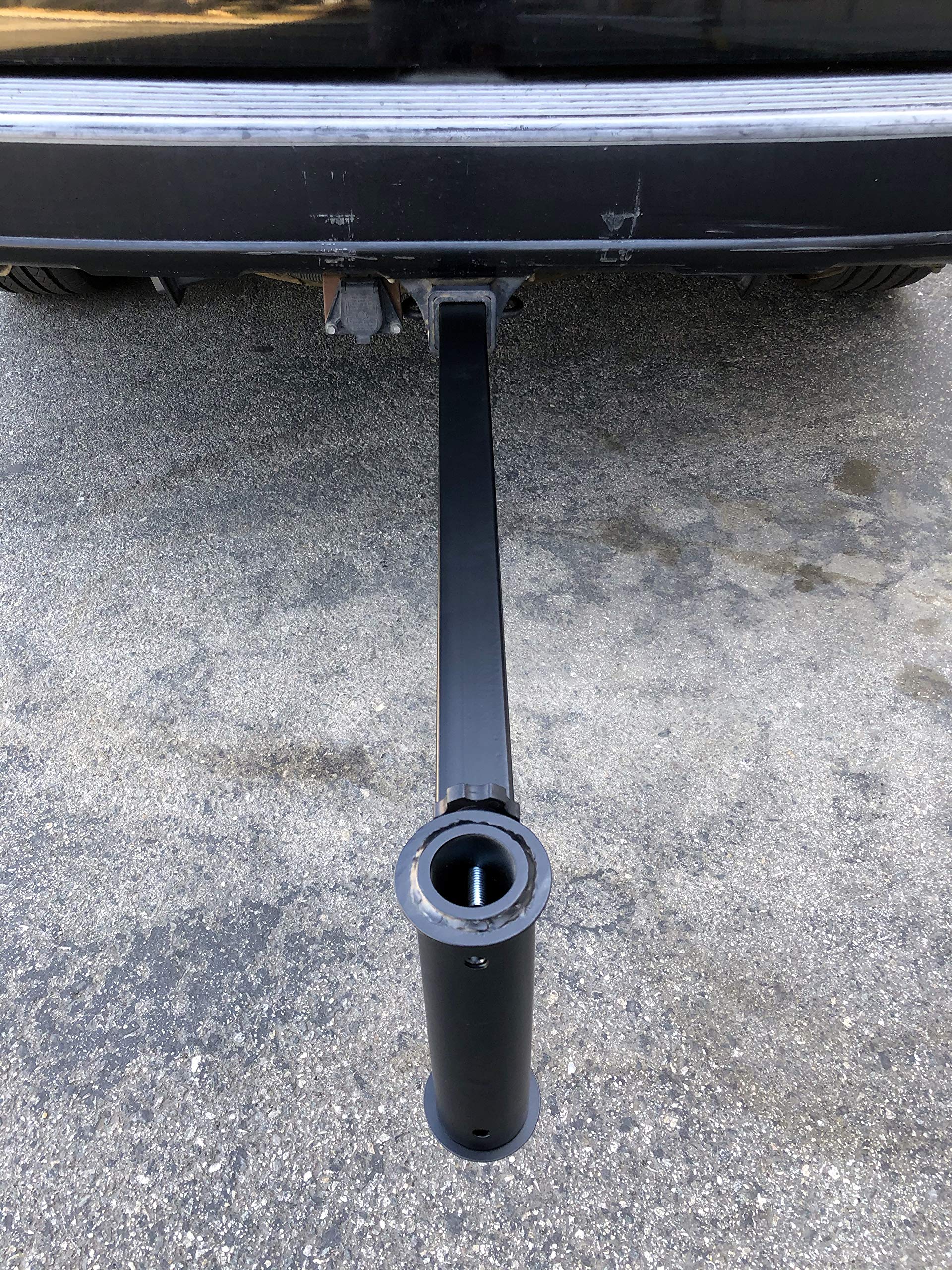 MAXXHAUL heavy-duty steel construction resists rust with protective powder coating.