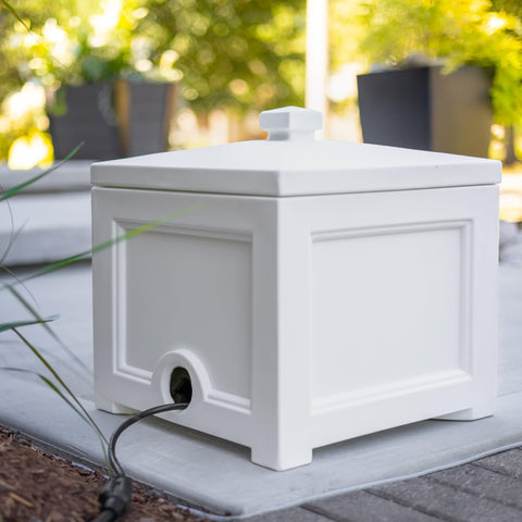 Mayne Fairfield Garden Hose Bin dimensions 17x17x18 inches for compact placement.