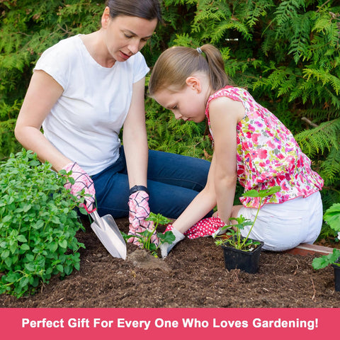 MECHEER gardening tool set makes a thoughtful gift for gardeners