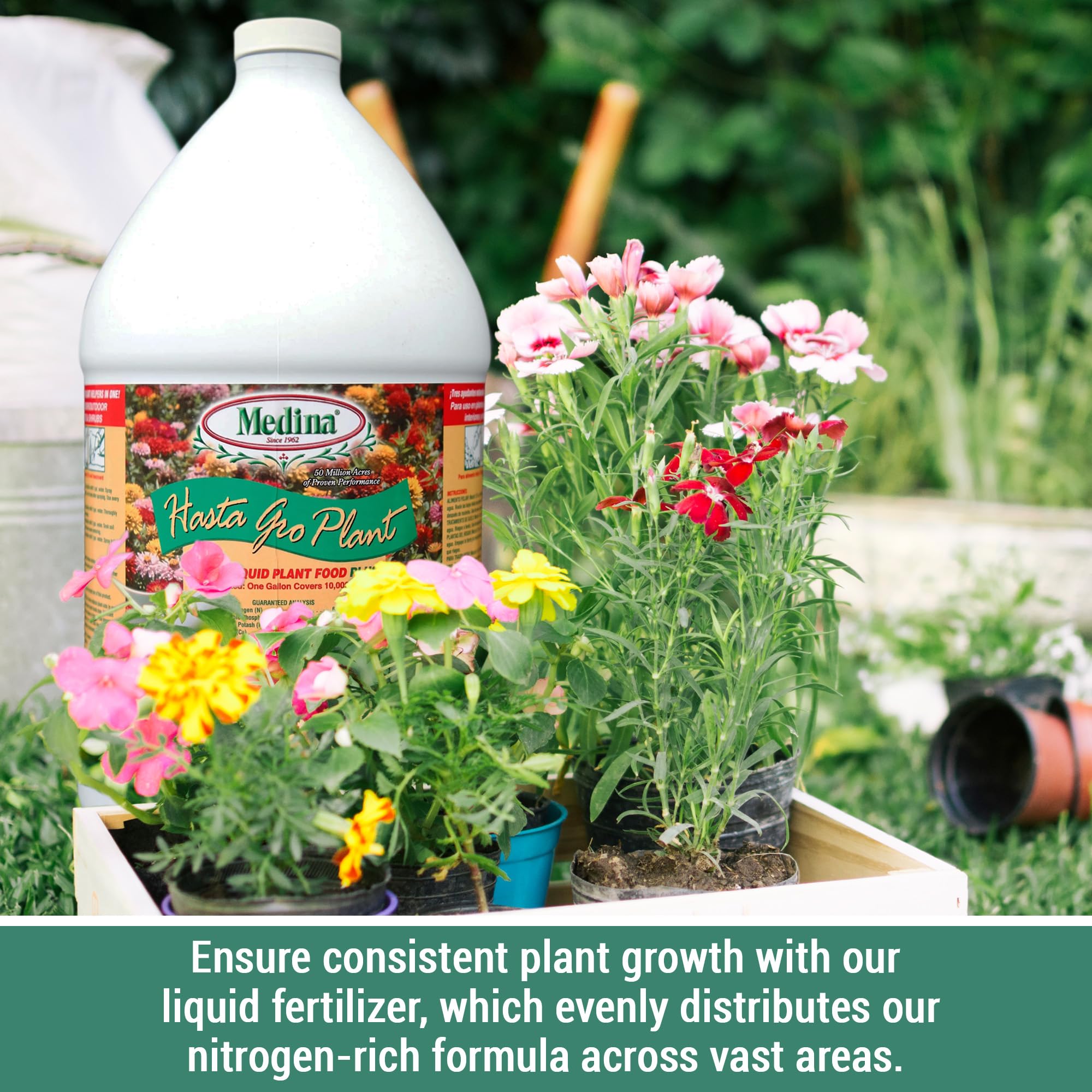 Medina HastaGro ready-to-use fertilizer for precise soil application.
