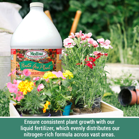 Medina HastaGro ready-to-use fertilizer for precise soil application.