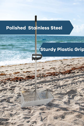 Meegoon foldable pail simplifies carrying and collection on trips.