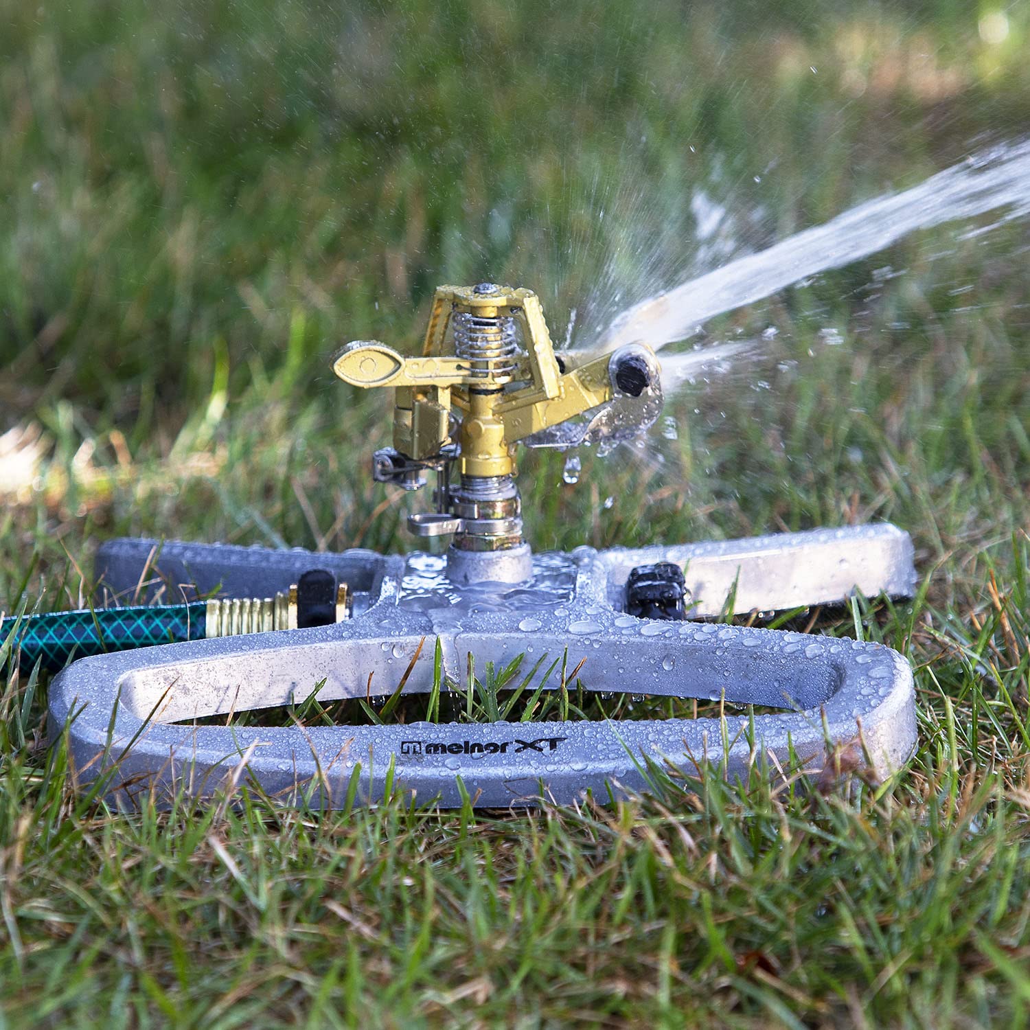 Ideal for lawns and flower beds with customizable watering patterns.