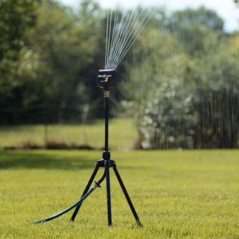 Melnor MiniMax four way adjustment targets precise watering
