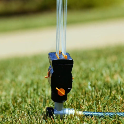 Melnor MiniMax zoom feature narrows watering to a small bed.