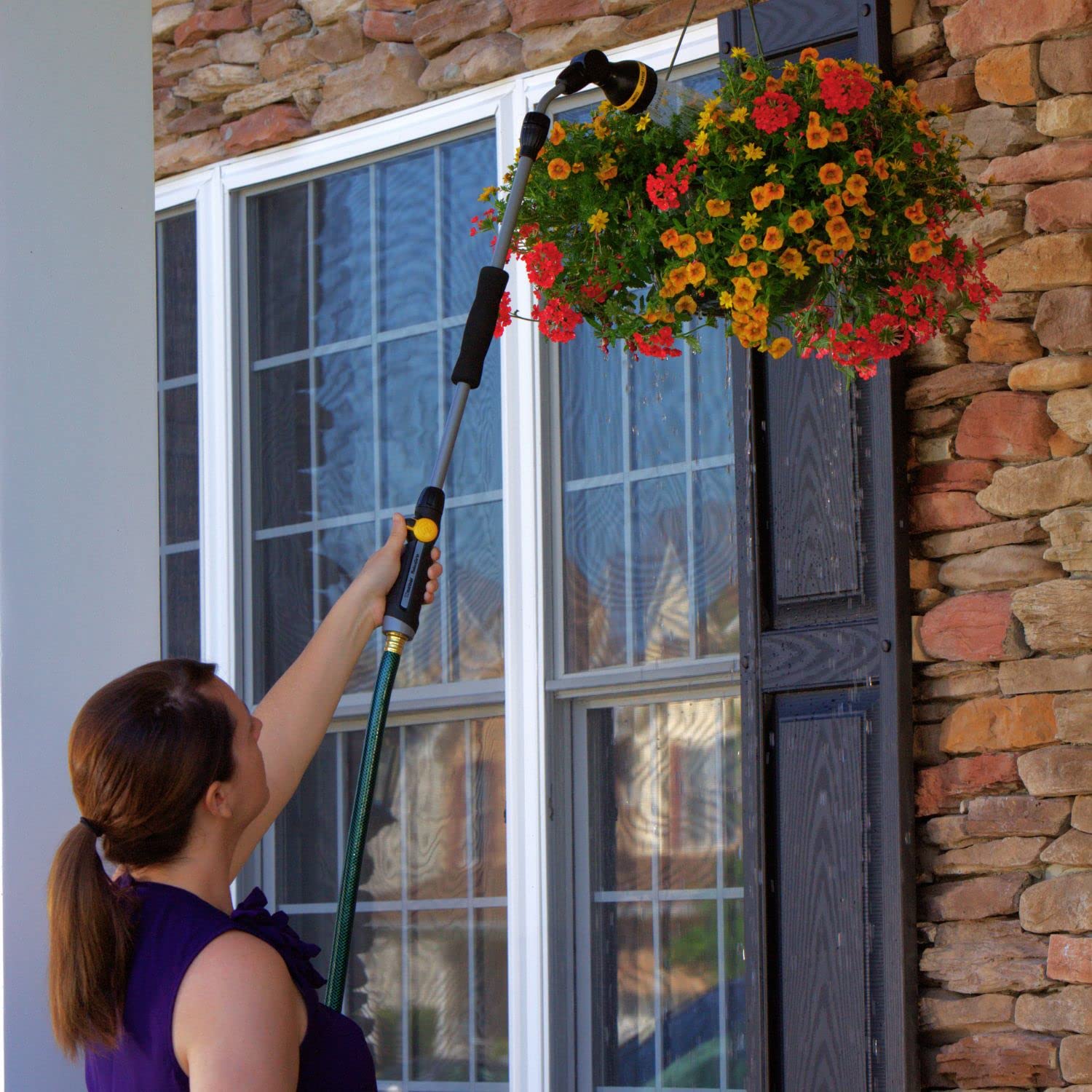 Melnor RelaxGrip black and yellow design stands out in any toolbox