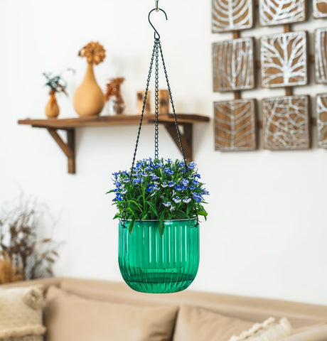 Melphoe outer pot uses clear material to view moisture at a glance.