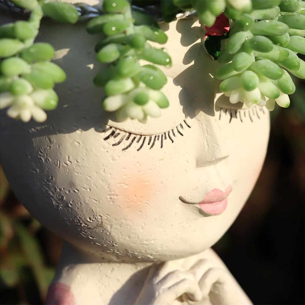 Meltset M face planter heart hands close-up showing resin texture and charm.