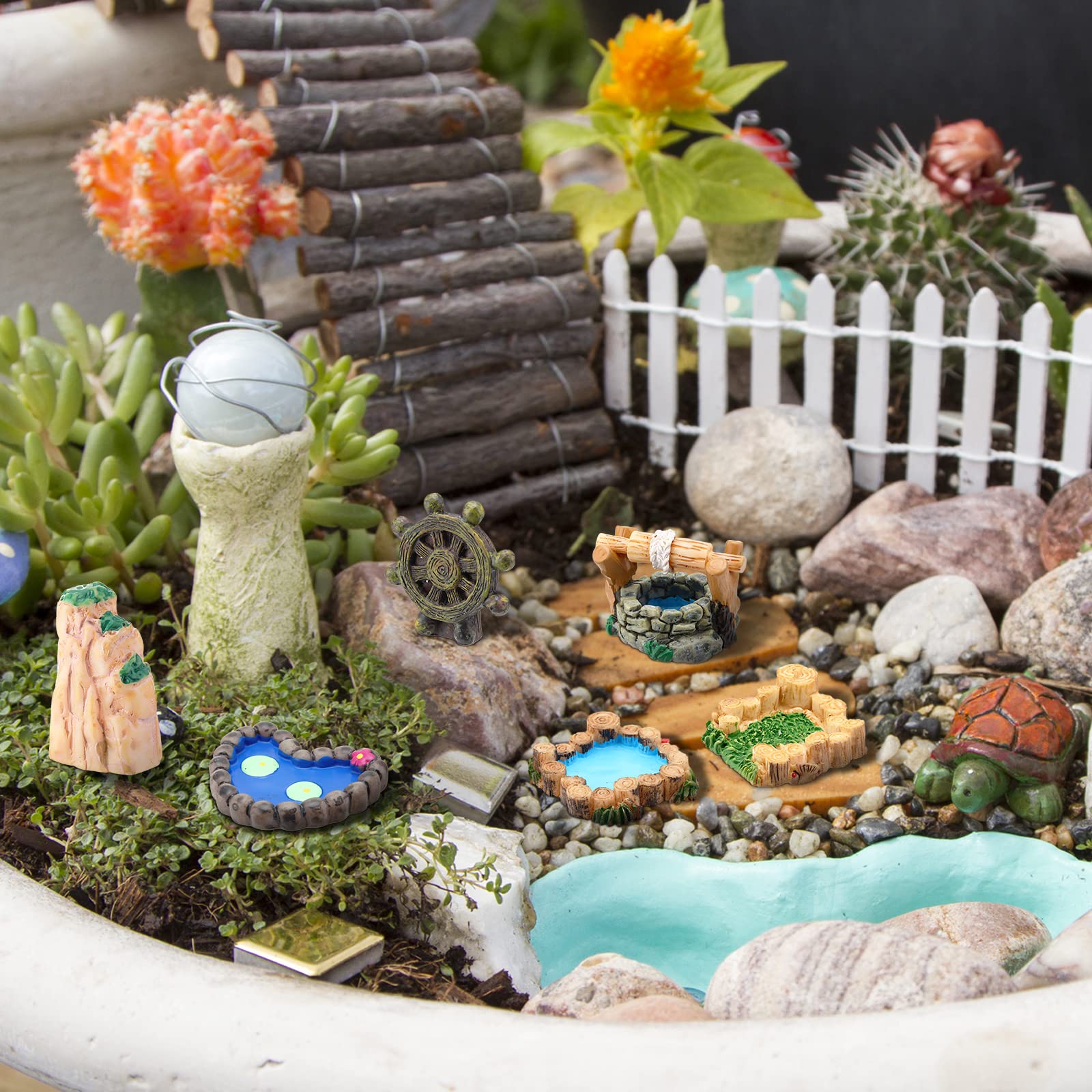 Meooeck Fairy garden pool enriches micro landscapes with watery focal point.