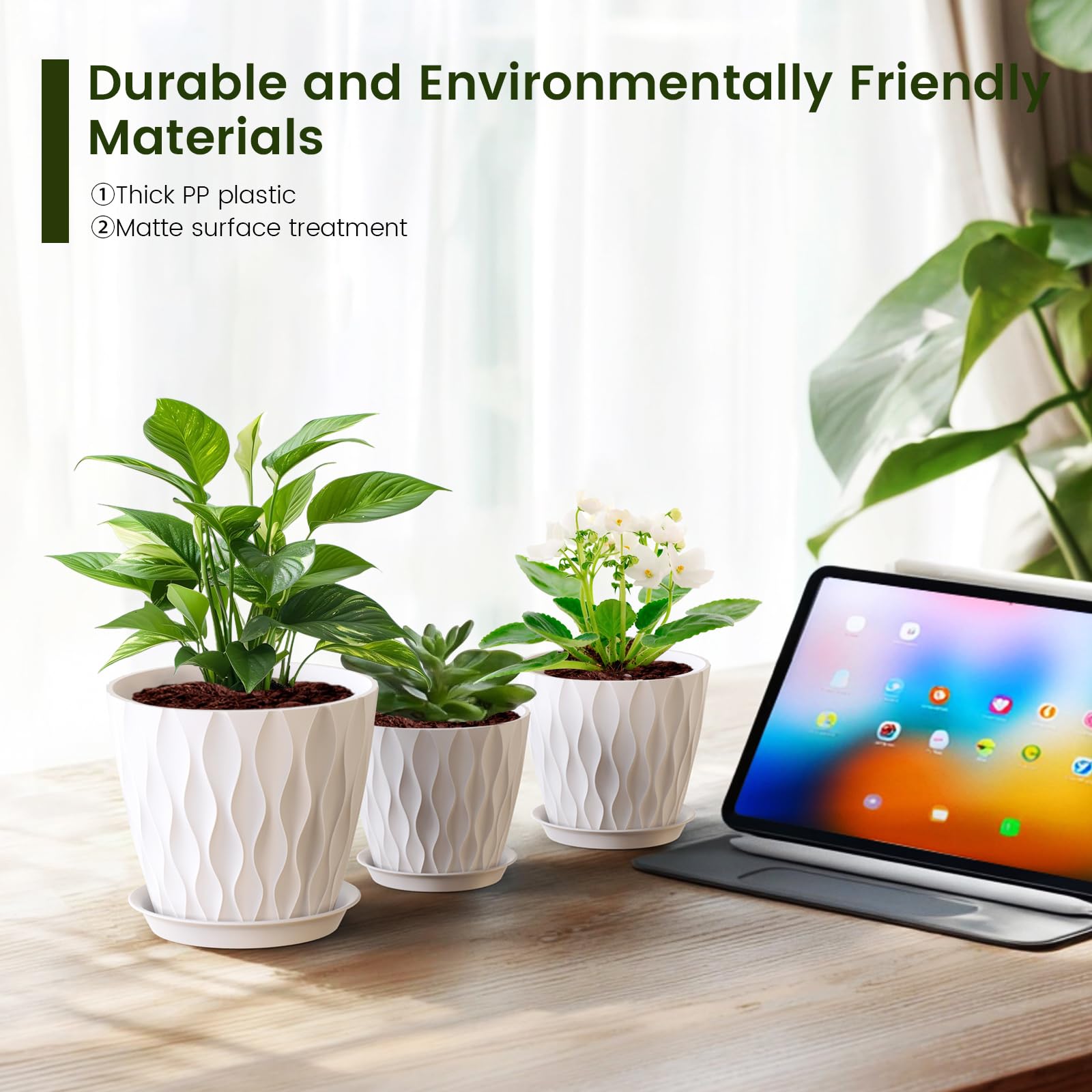 Meowell 5-inch wave-texture pot for desks and shelves.