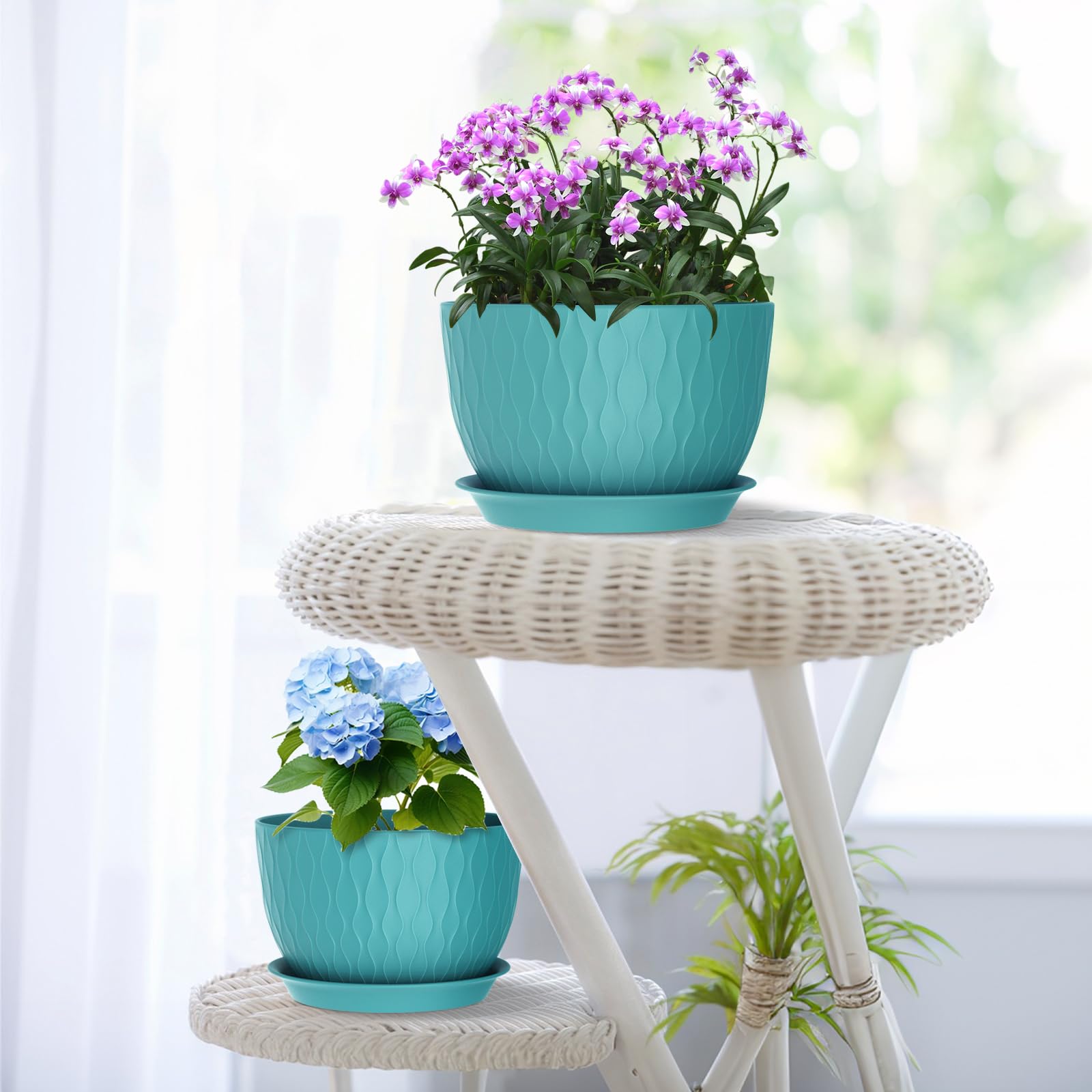 Meowell lightweight yet sturdy planters resist weather while keeping their shape.
