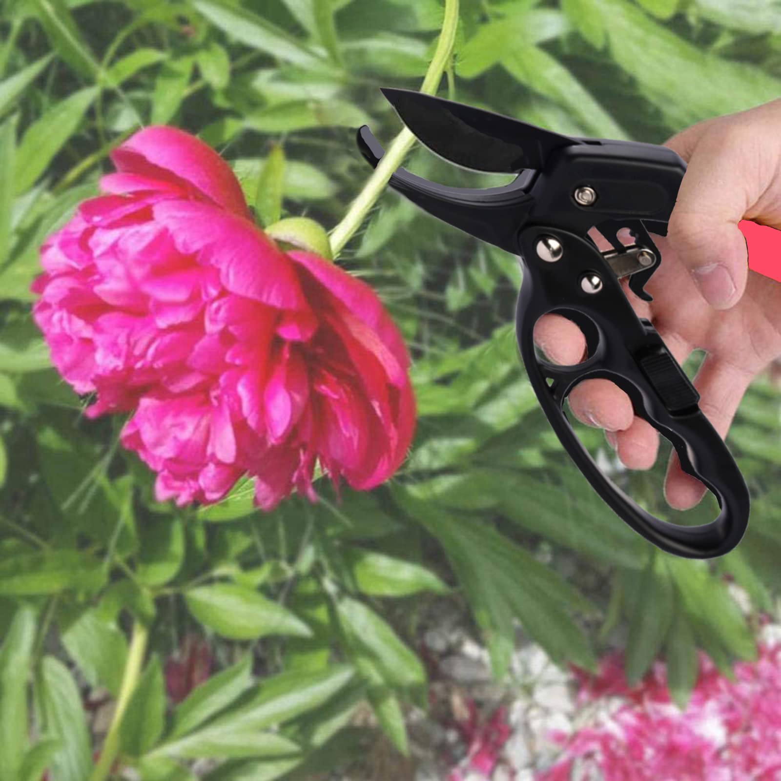 German-made quality from MEPEREZ emphasizes precision and durability in everyday gardening.