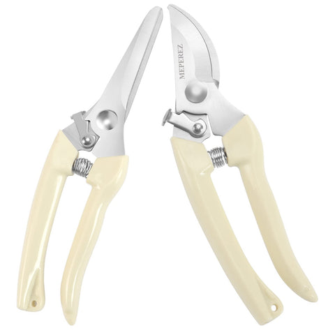MEPEREZ premium garden shears blade closeup showing sharp, rust-resistant blades for precise pruning.