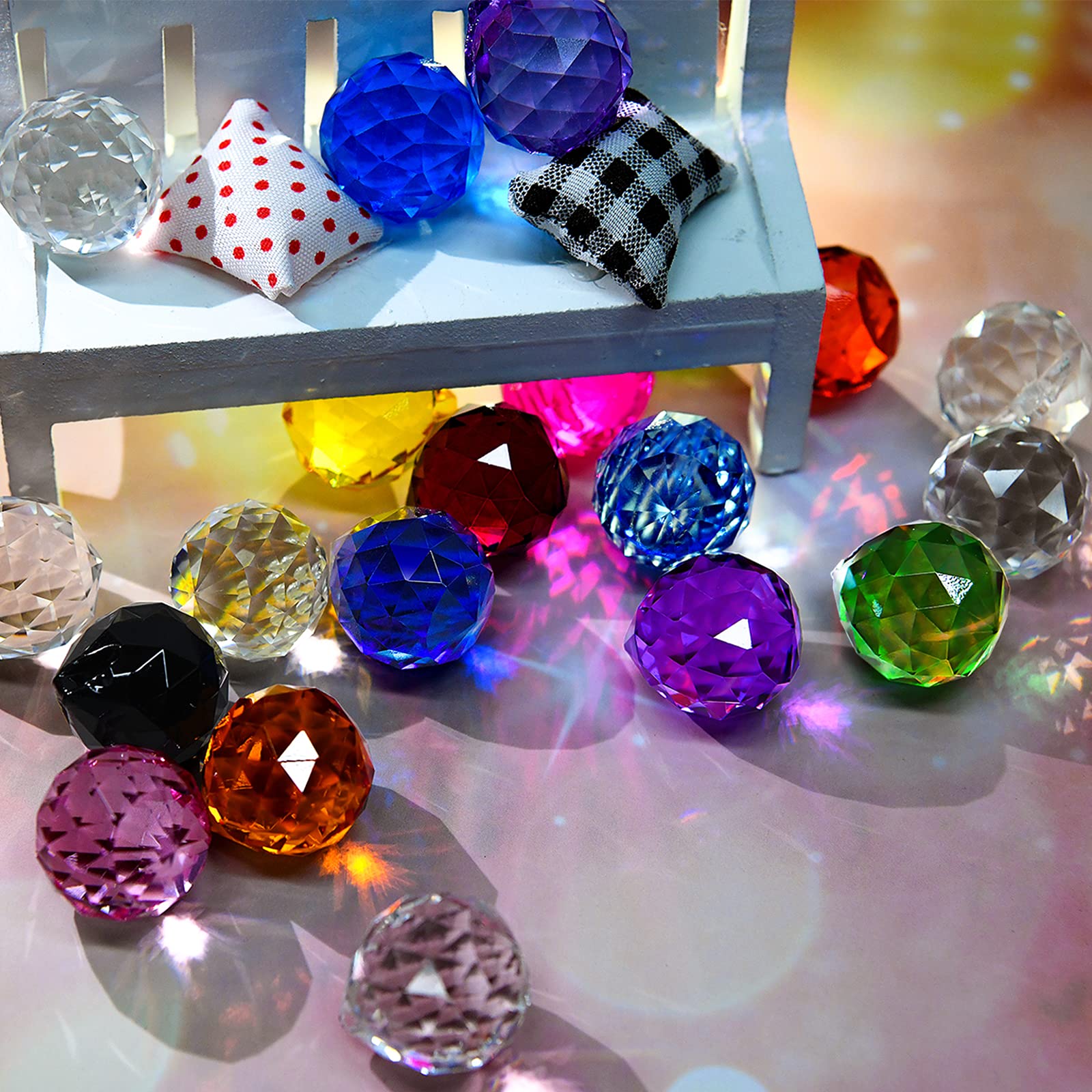 MerryNine wedding crystal prism 20mm for festive centerpieces and decor.