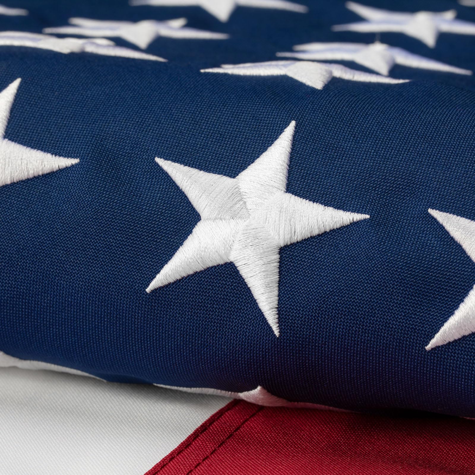 Meryndou American flag 4x6 outdoor tearproof flag displayed on a pole for weather-ready use