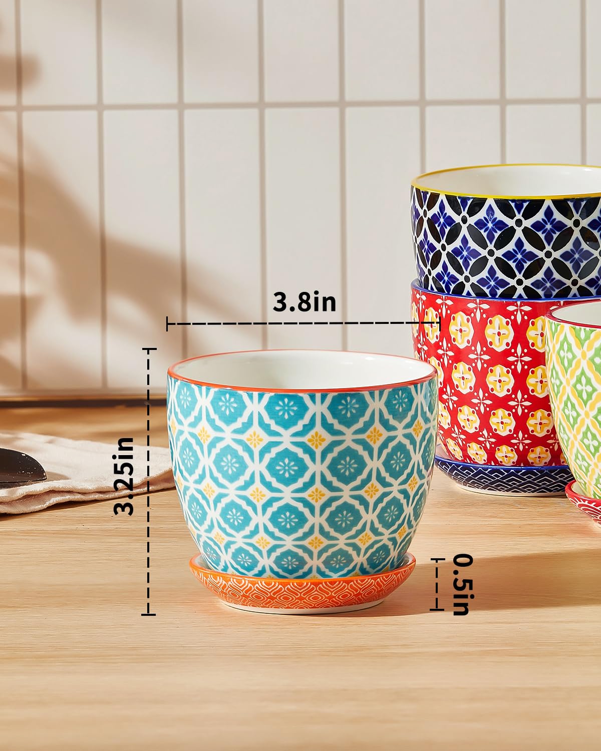Metahom succulent pot with green geometric pattern adds vibrant color to shelves