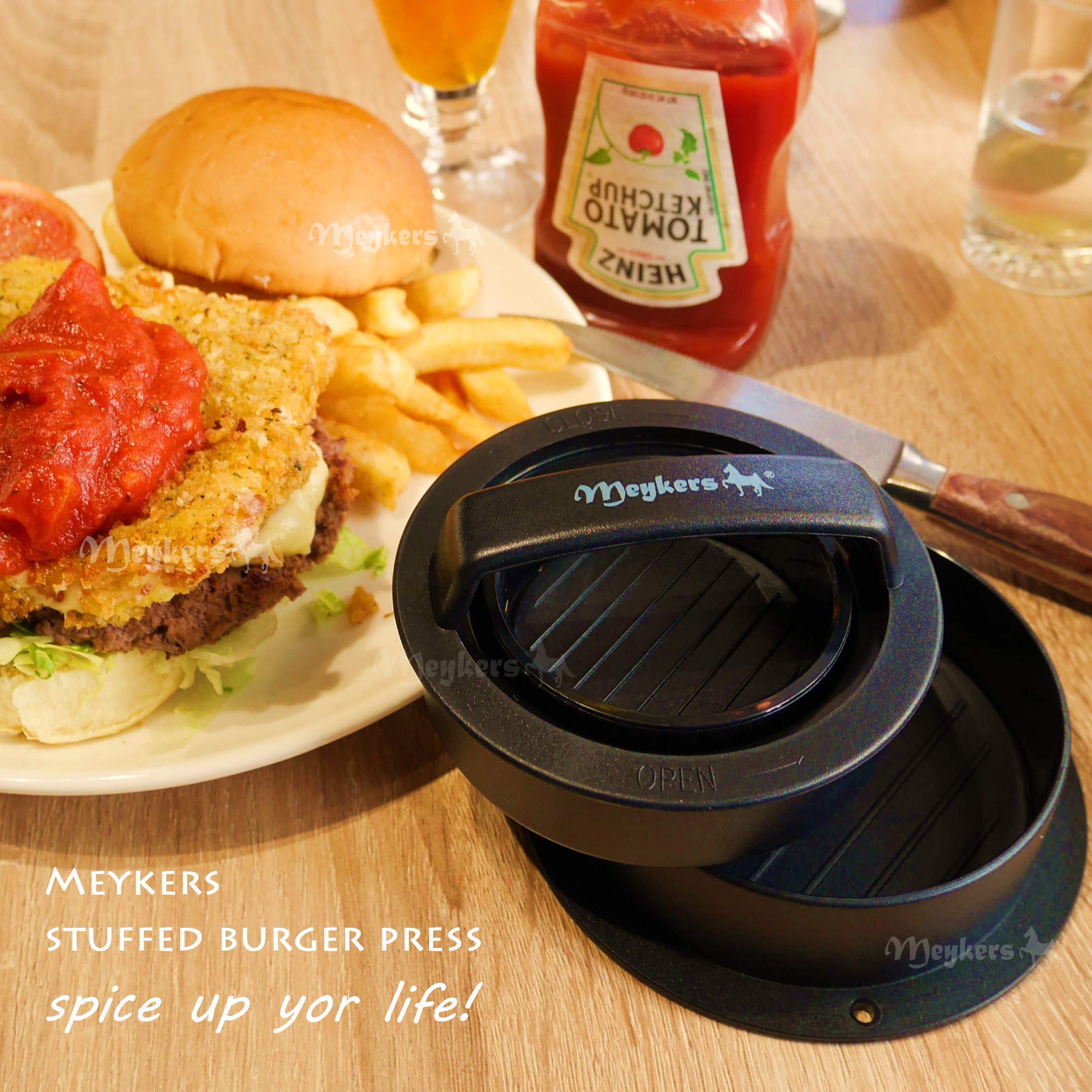 Meykers wax papers for burgers keeps patties from sticking and simplifies prep.