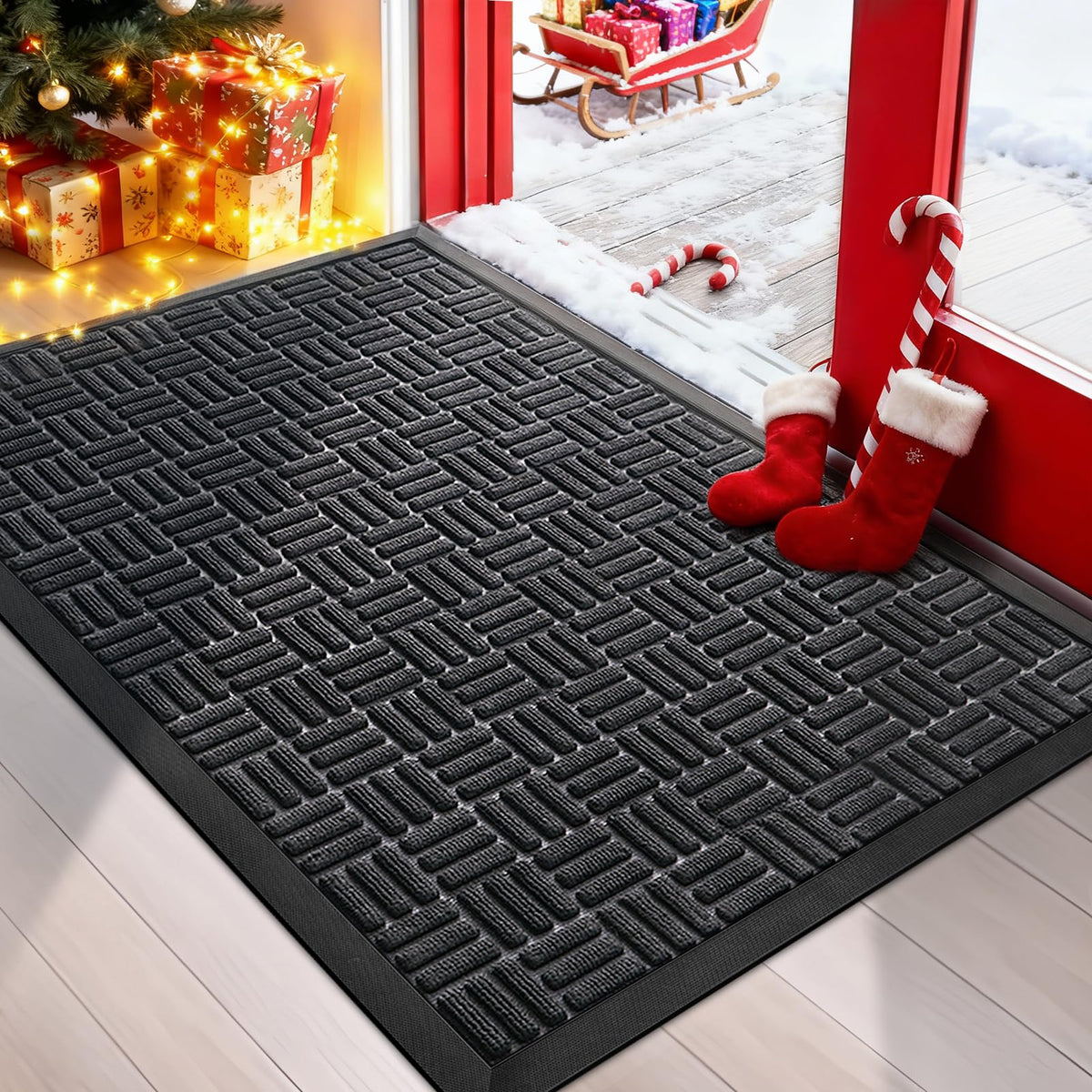 Mibao front-door mat close-up of absorbent fibers capturing moisture.