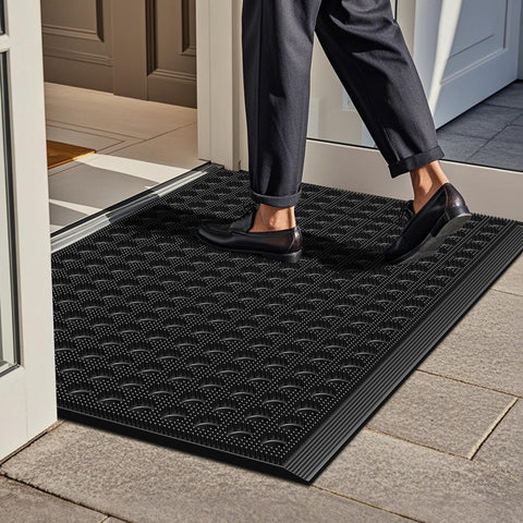 Mibao front door mat black color complements outdoor décor.