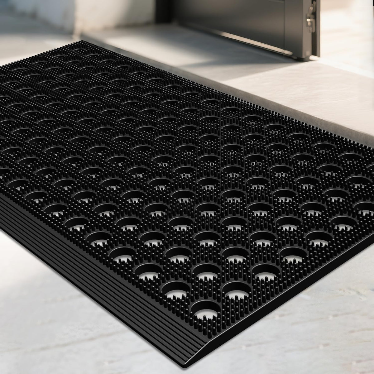 Mibao front door mat spliceable design adapts to entryways and thresholds.