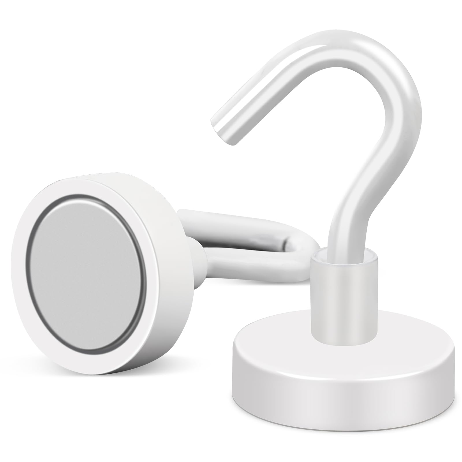 MIKEDE magnetic hooks decorate a cruise cabin without wall damage.