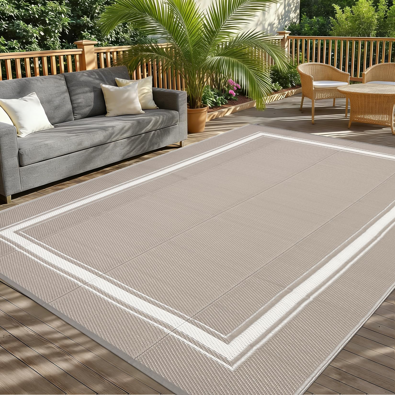 MilleLoom easy-clean outdoor carpet cleans with hose and cloth