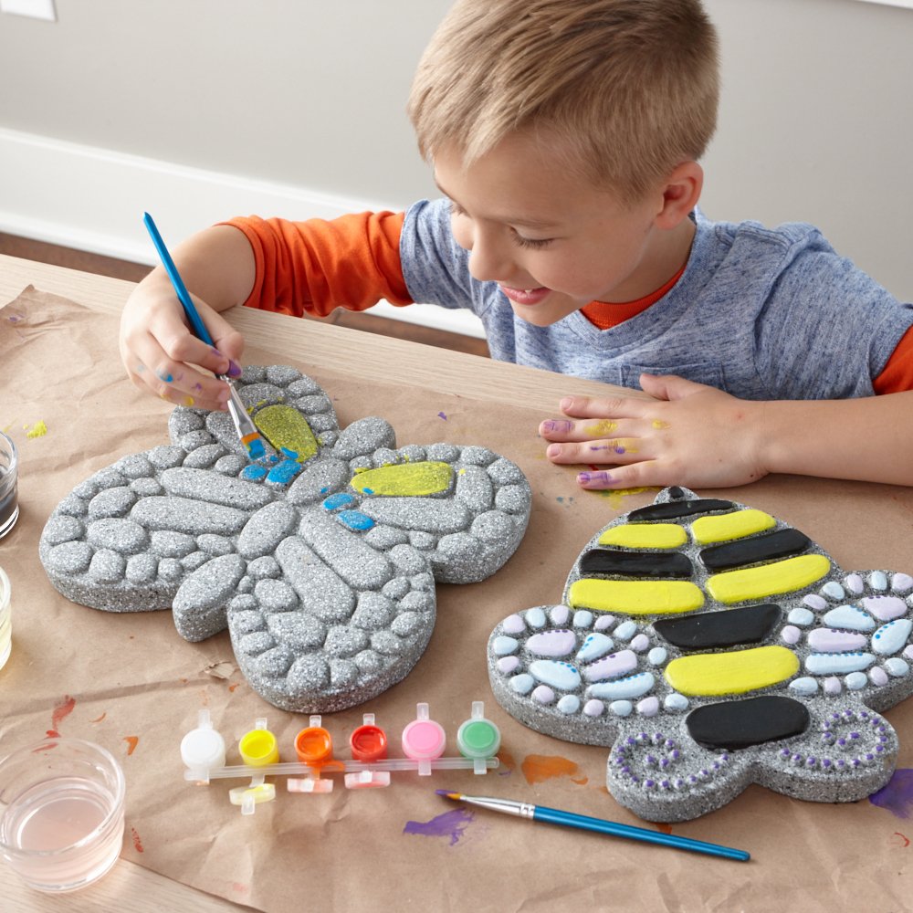 Ages 8 and up MindWare craft kit for kids.