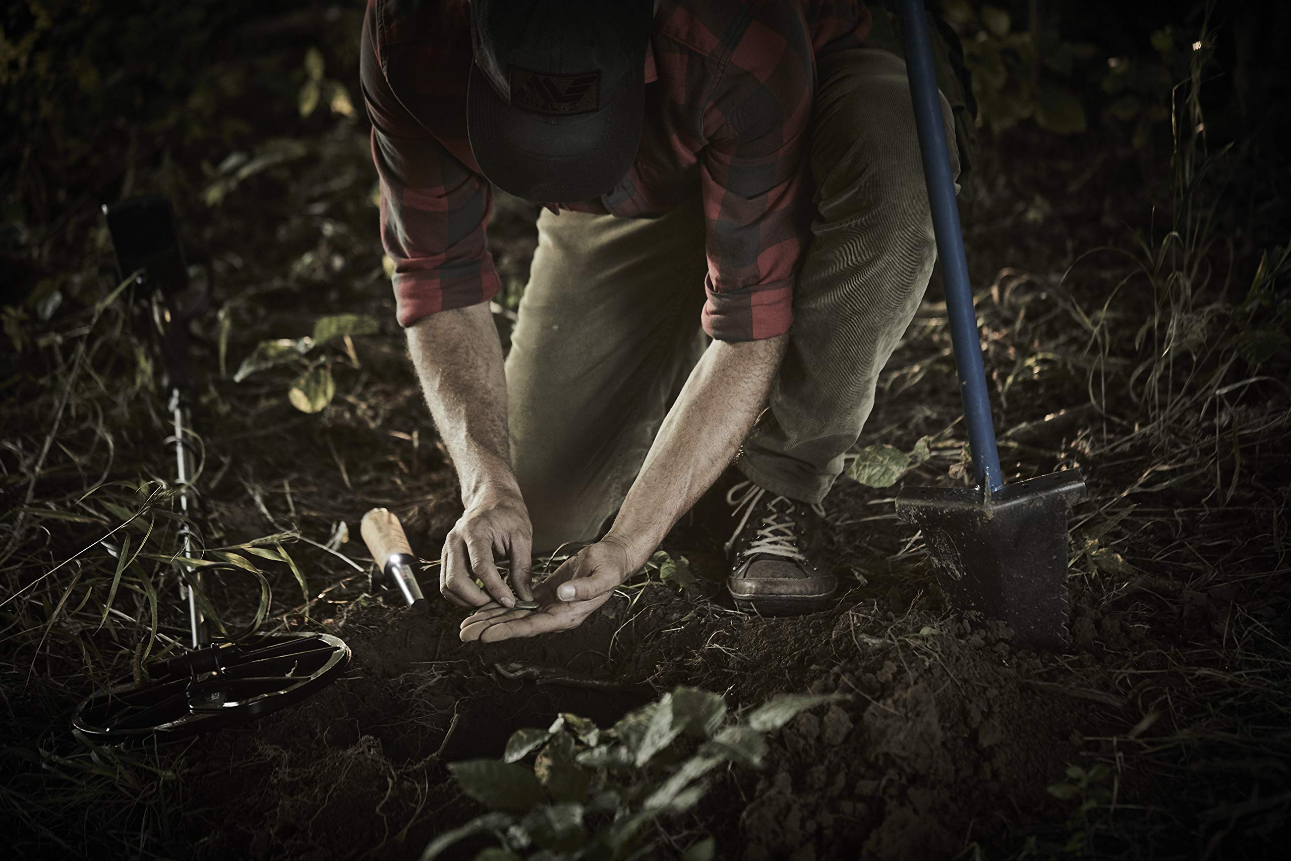 MINELAB PRO-FIND 15 waterproof to 5 ft for underwater searches