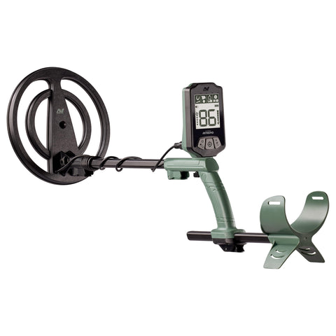 MINELAB X-Terra Intrepid easy-to-use controls help beginners start faster.
