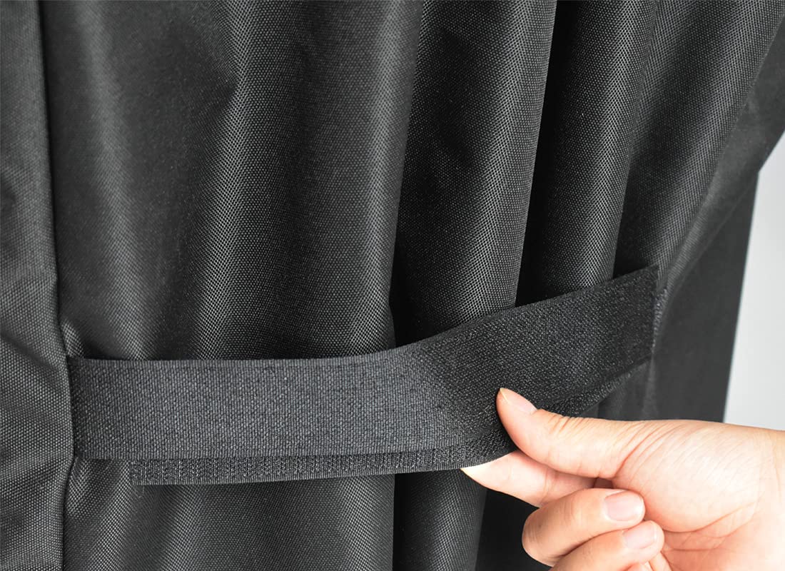 Mini Lustrous Coleman 225 grill cover shields from snow and dust