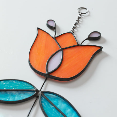MintyWiz Coral Tulip suncatcher closeup showing textured glass and opalescent tones