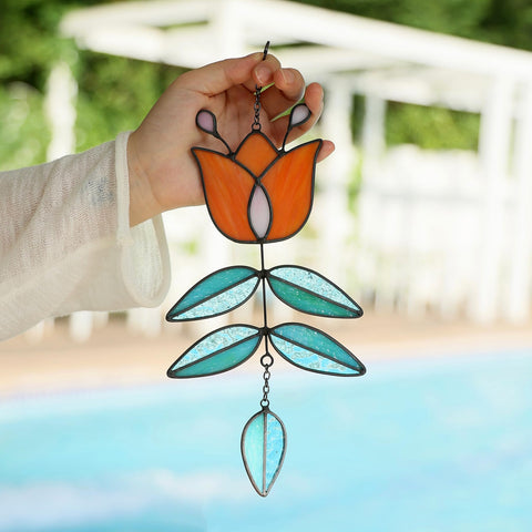 MintyWiz Coral Tulip suncatcher color bloom highlighting the sunlit color theater