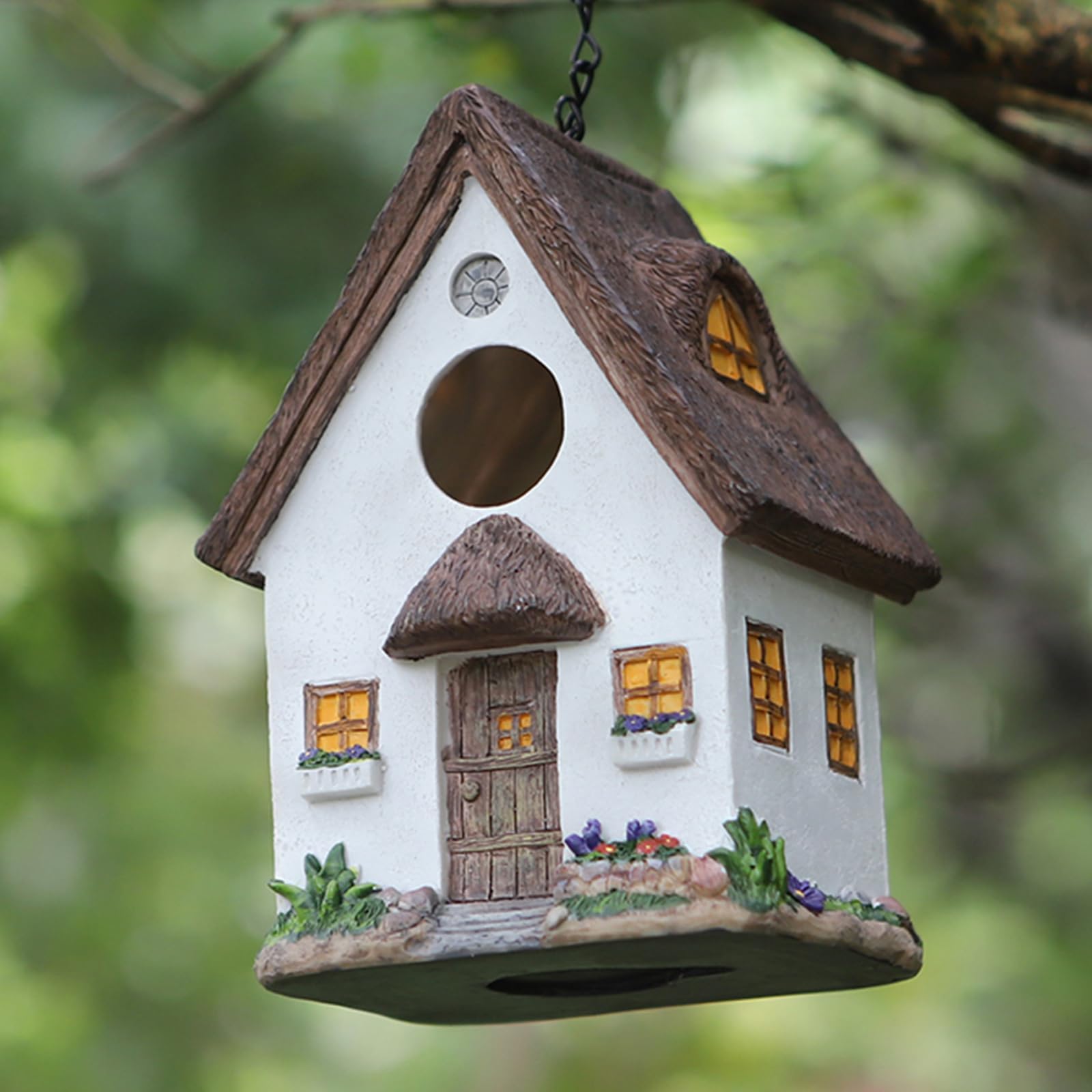 MINWOLF garden-friendly bird house creates a welcoming space for birds outdoors
