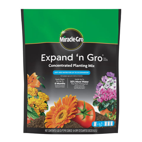 Miracle-Gro Expand 'n Gro bag close-up showing expansion-ready mix for containers