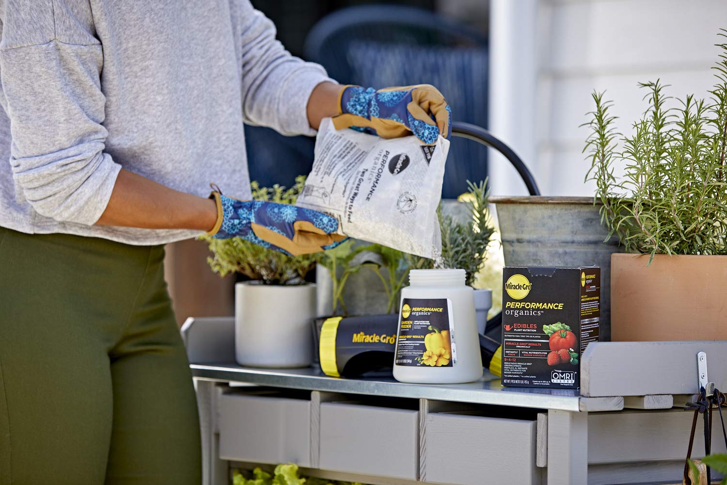 Miracle-Gro Performance Organics Edibles for container gardens supporting steady growth.