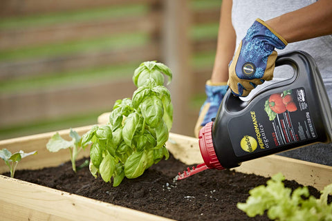 Covers up to 220 sq ft of garden area for home growers