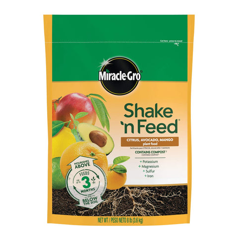 Miracle-Gro Shake 'n Feed Citrus, Avocado, Mango pour for even nutrient distribution to support healthy trees