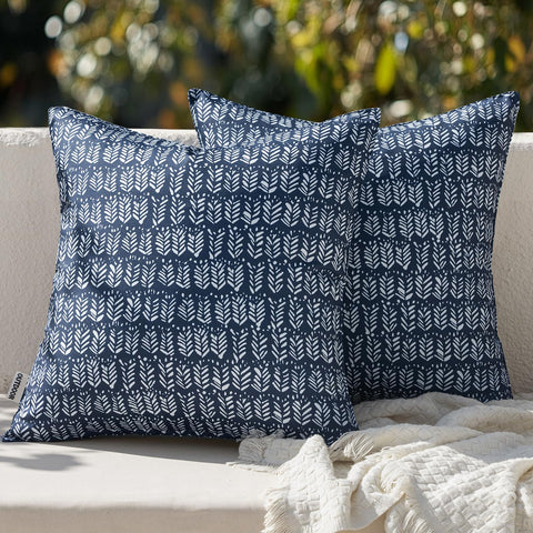 MIULEE outdoor pillows cover closeup showing durable stitching and hidden zipper for quick fluff.