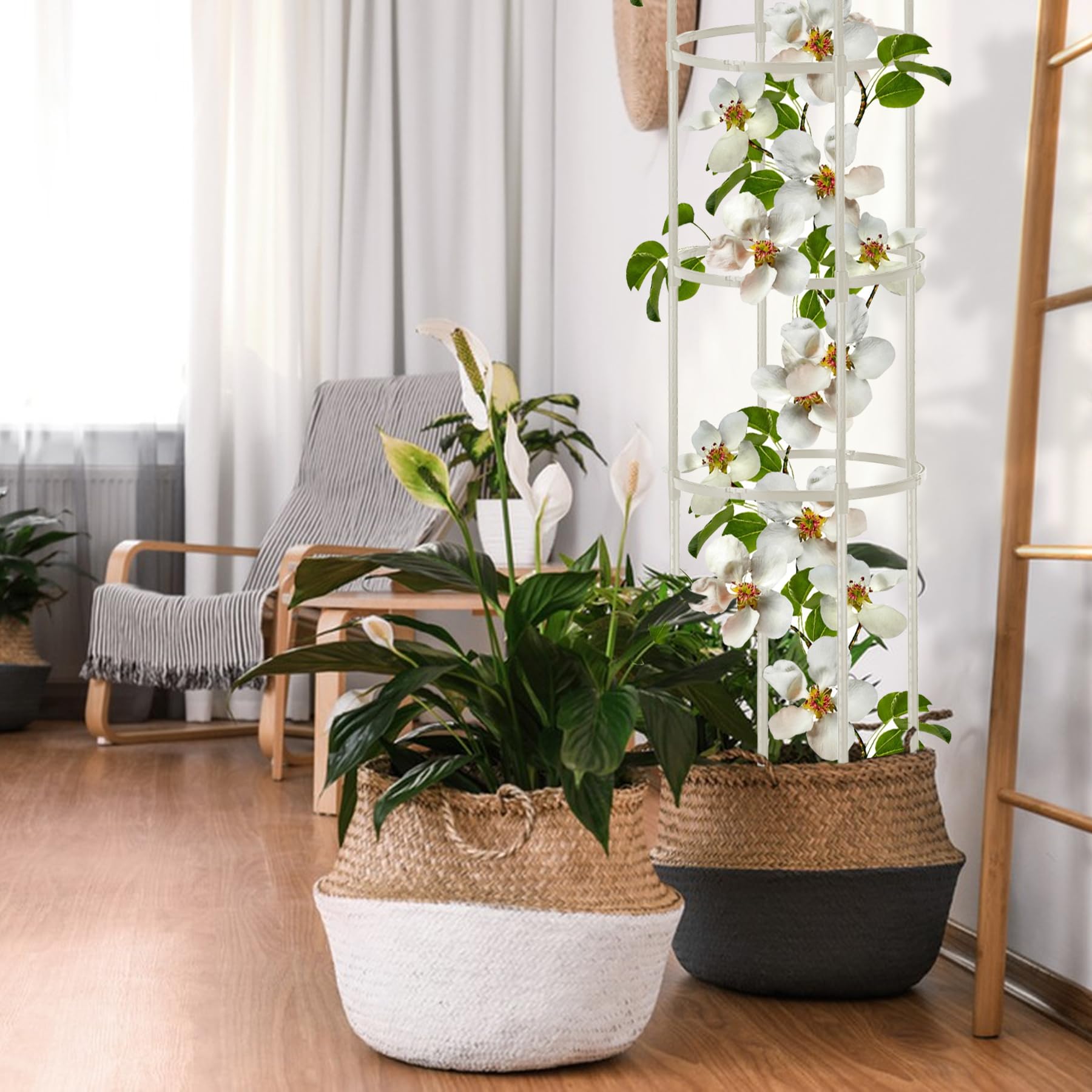 Miuwauer indoor-outdoor trellis suitable for potted plants and small gardens.