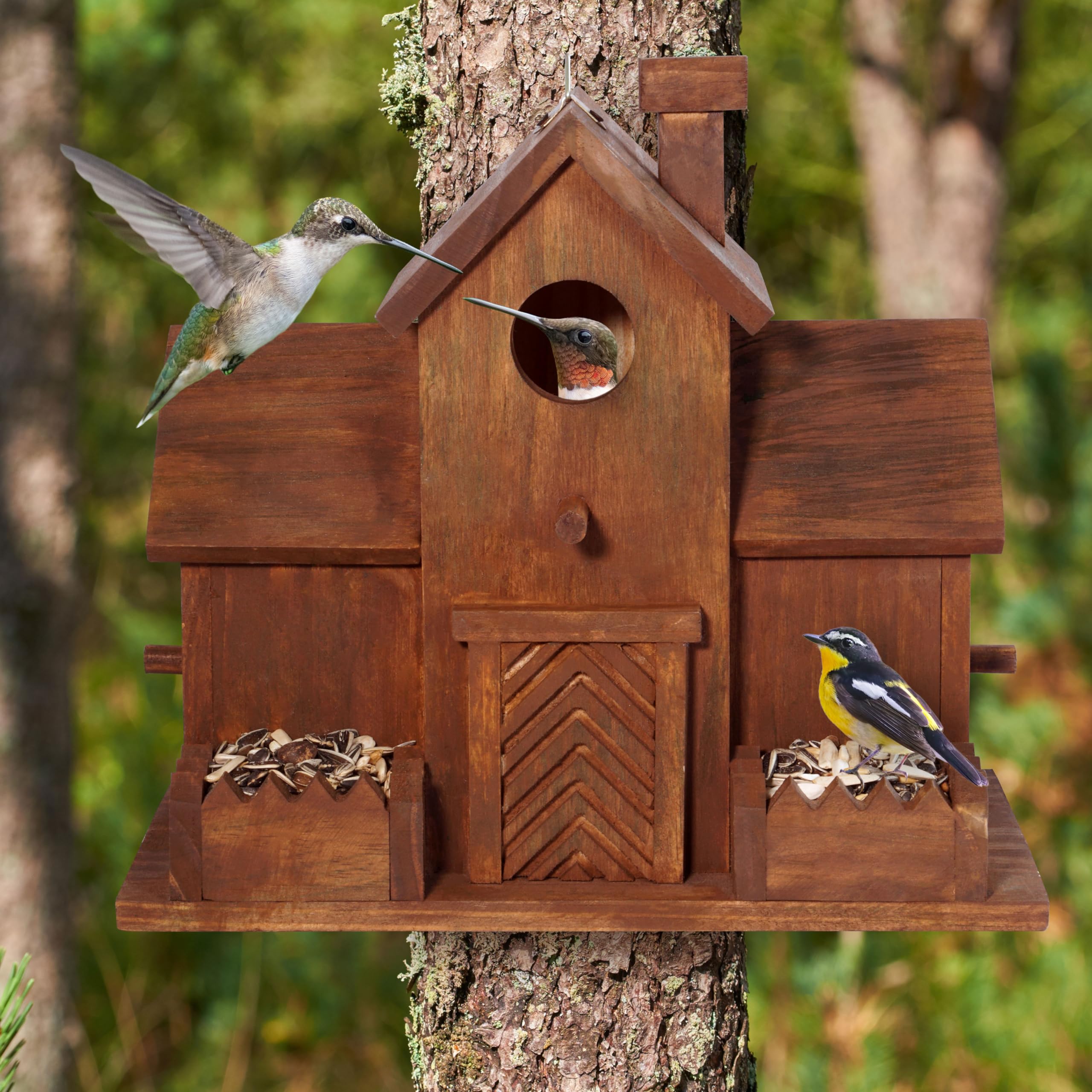MIXUMON Natural pine wood Bird House for durable outdoor use.
