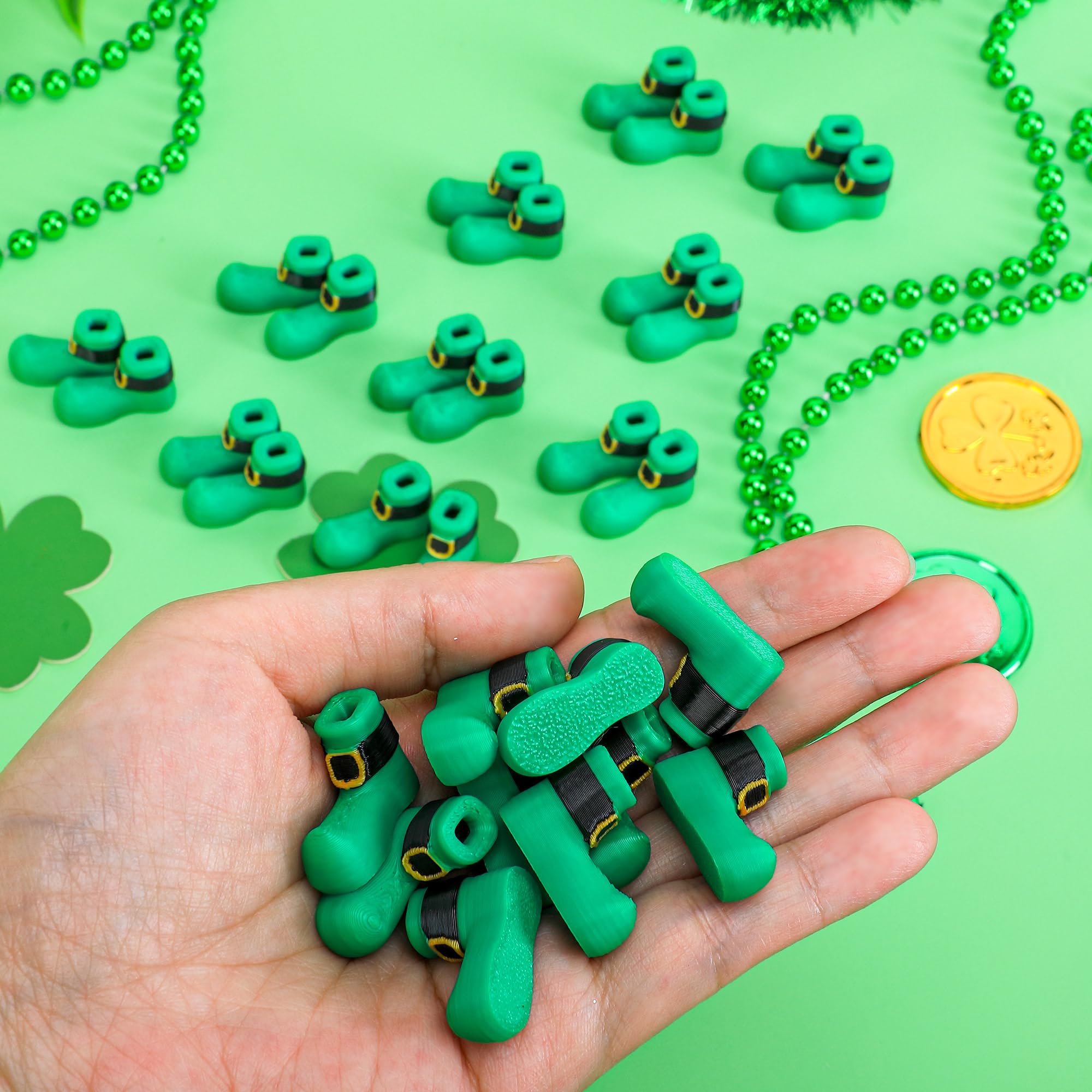 Golden buckles on green Mizelu elf shoes for festive trap decorations