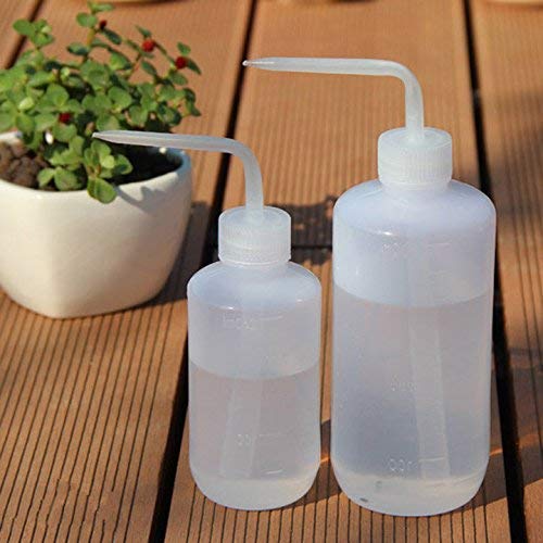 Mkono bend-mouth design directs water to plant base without splashing.
