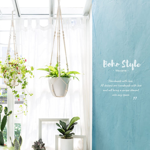 Mkono hanger holds up to 12-inch pots for versatile decor
