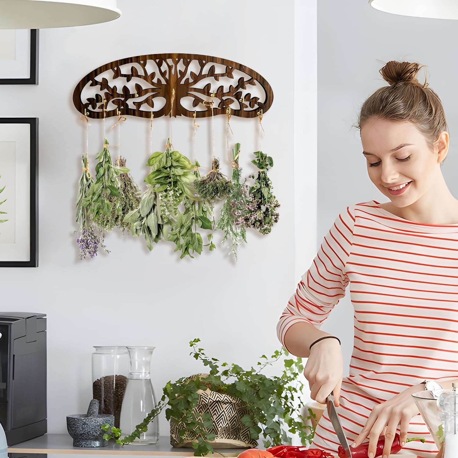 MOASIOP wall-mounted rack is a thoughtful gift for gardeners and crafters